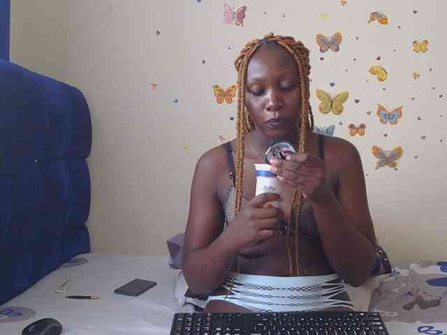 SweetCoochie22