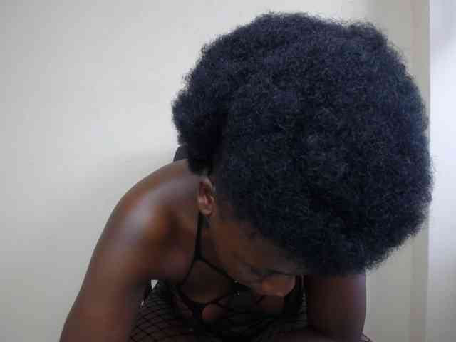 SweetCoochie22 webcam