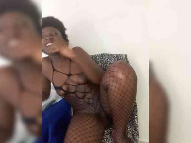 SweetCoochie22 webcam