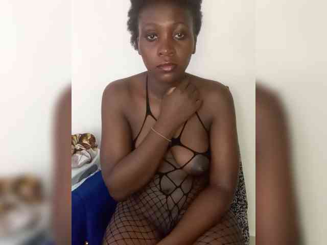 SweetCoochie22 webcam