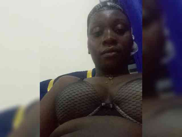 SweetCoochie22 webcam