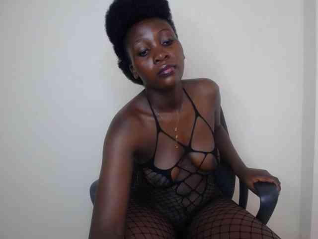 SweetCoochie22 webcam
