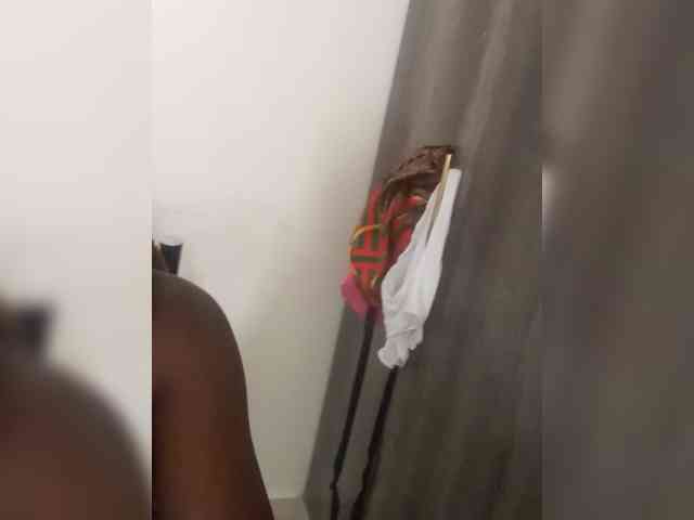 SweetCoochie22