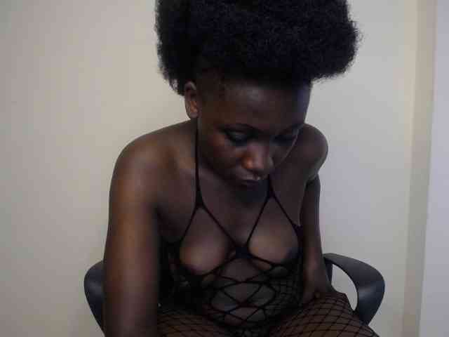 SweetCoochie22 webcam