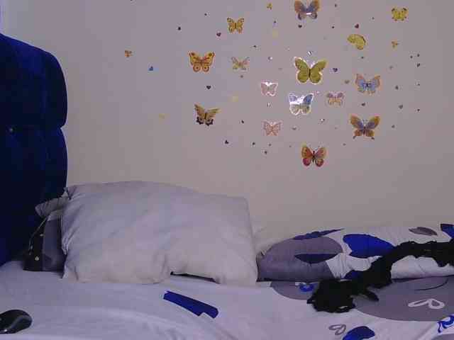 SweetCoochie22 webcam