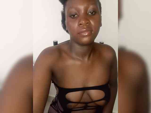 SweetCoochie22 webcam