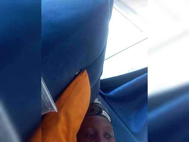 SweetCoochie22 webcam