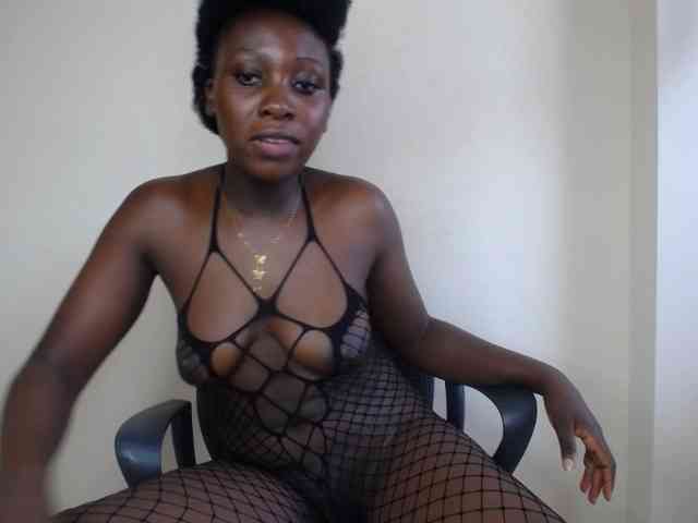 SweetCoochie22 webcam