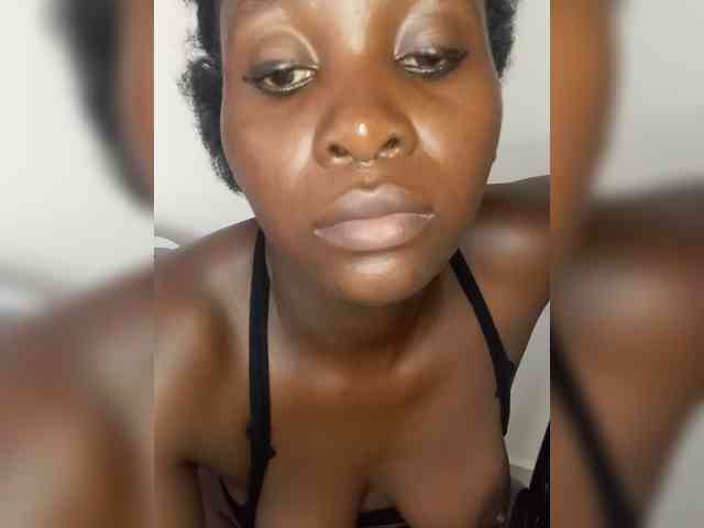 SweetCoochie22