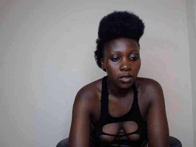 SweetCoochie22 webcam