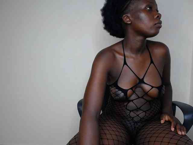 SweetCoochie22 webcam