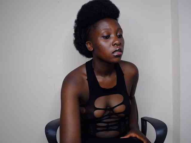 SweetCoochie22 webcam