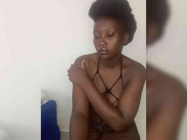 SweetCoochie22 webcam