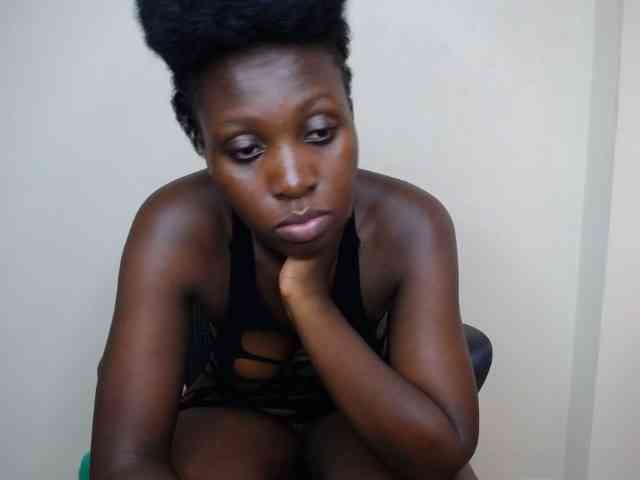 SweetCoochie22 webcam