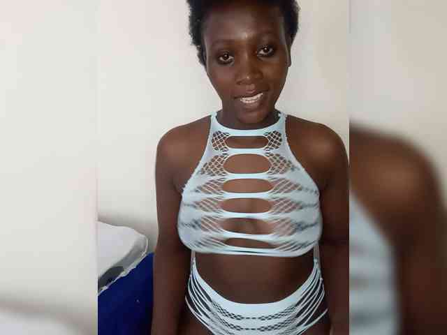 SweetCoochie22 webcam