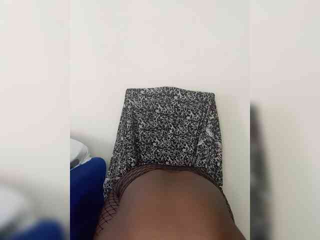 SweetCoochie22 webcam