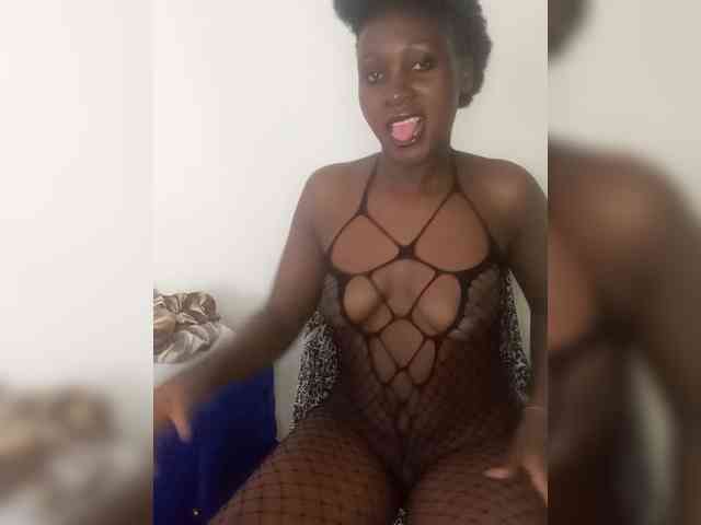 SweetCoochie22 webcam