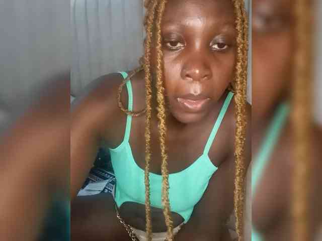 SweetCoochie22