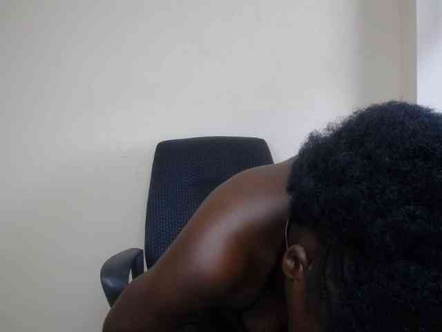 SweetCoochie22 webcam