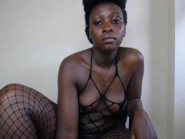 SweetCoochie22 webcam