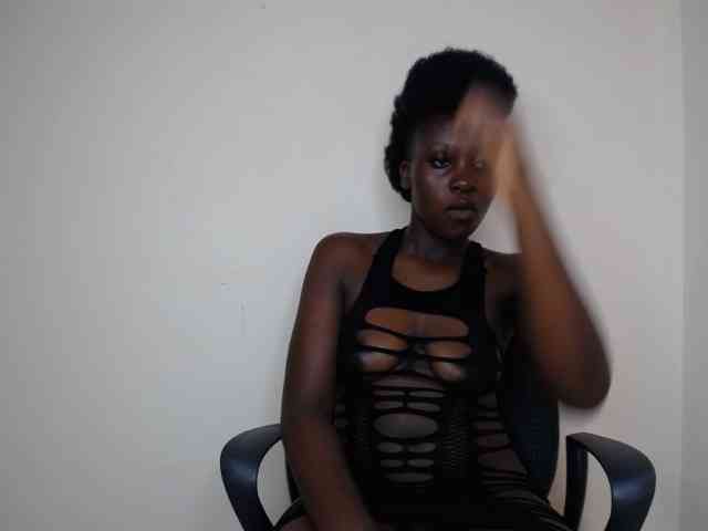 SweetCoochie22 webcam