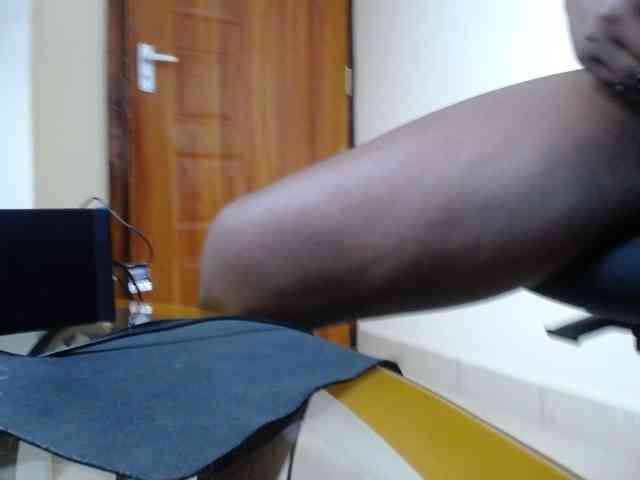 SweetCoochie22 webcam