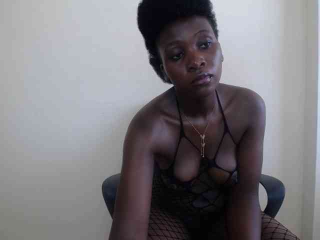 SweetCoochie22 webcam