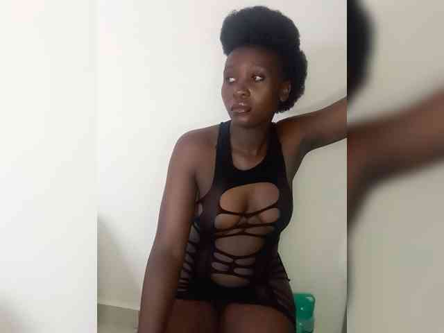 SweetCoochie22 webcam
