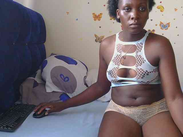 SweetCoochie22 webcam