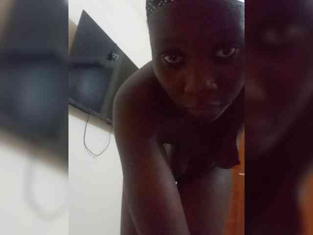 SweetCoochie22