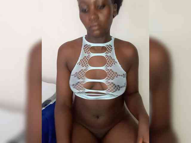SweetCoochie22 webcam
