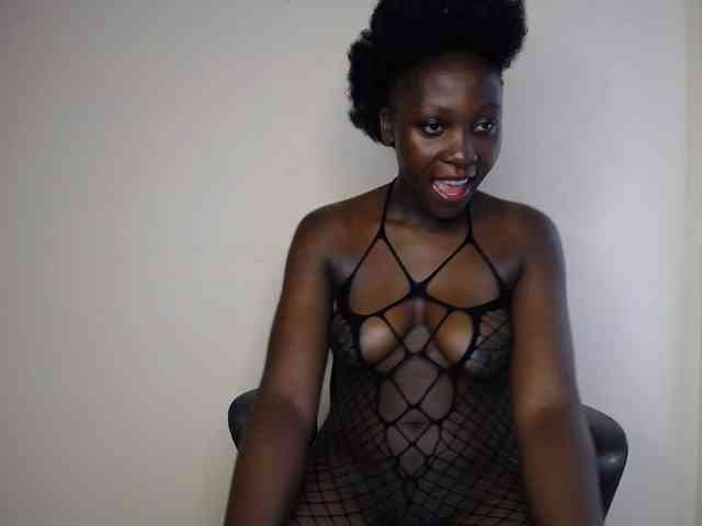 SweetCoochie22 webcam