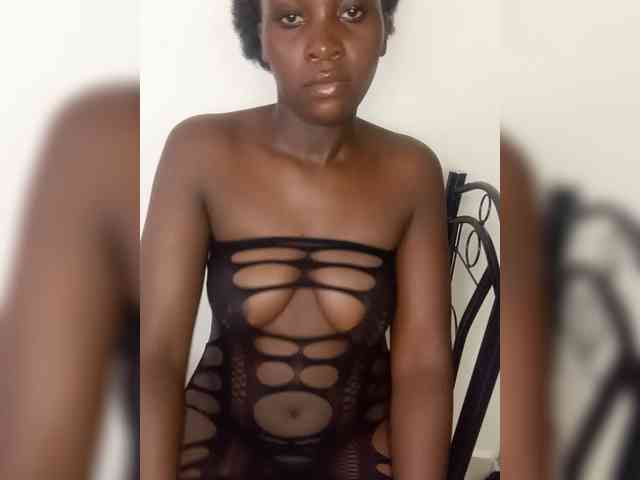 SweetCoochie22 webcam