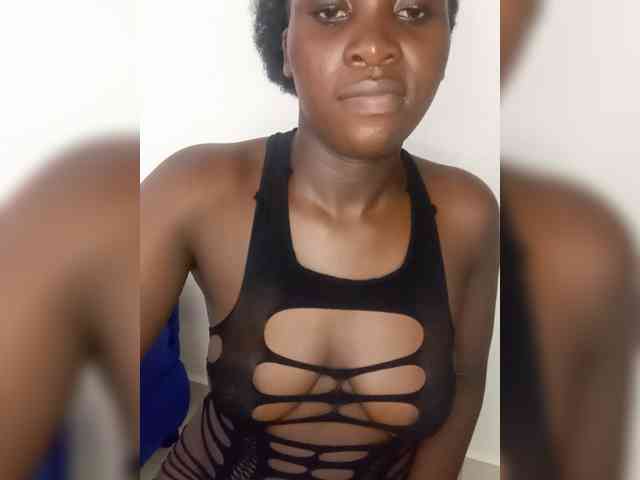 SweetCoochie22 webcam
