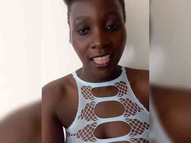 SweetCoochie22 webcam