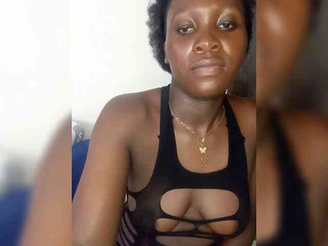 SweetCoochie22 webcam