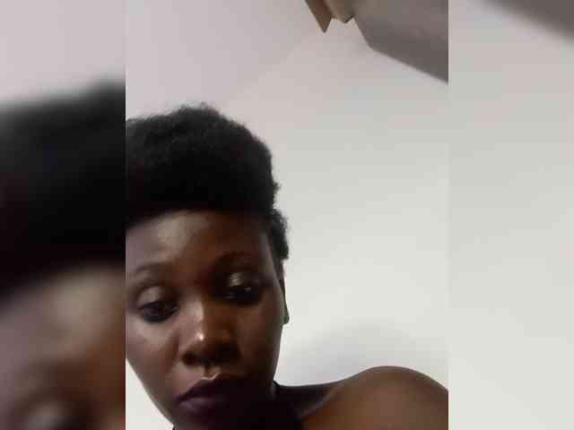 SweetCoochie22 webcam