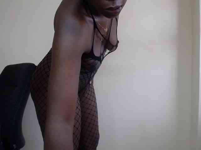 SweetCoochie22 webcam