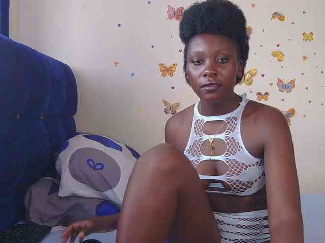SweetCoochie22 webcam