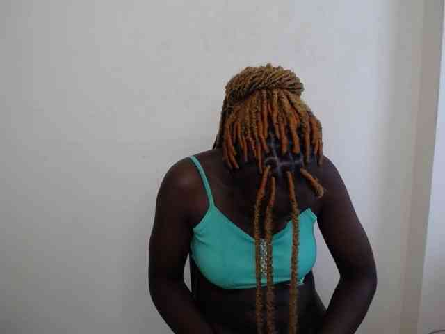 SweetCoochie22 webcam