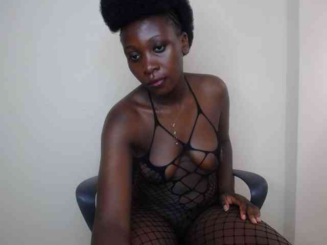 SweetCoochie22 webcam