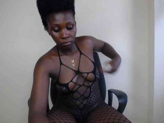 SweetCoochie22 webcam
