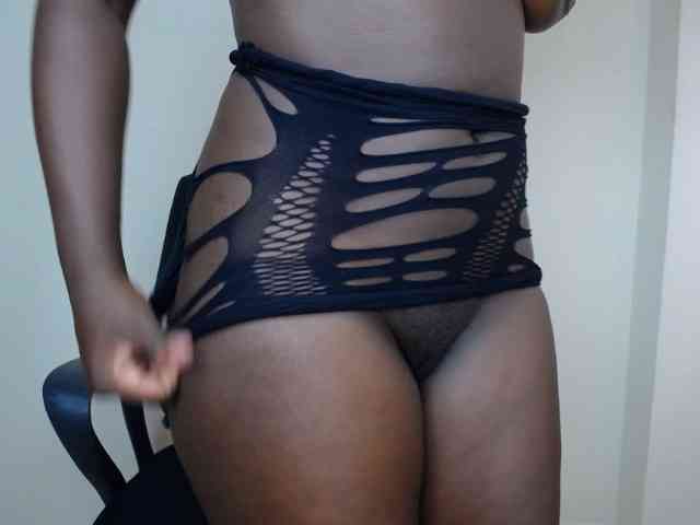 SweetCoochie22 webcam