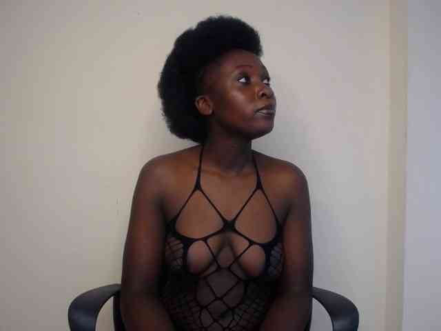 SweetCoochie22 webcam