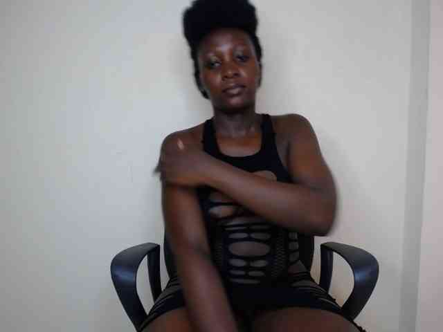 SweetCoochie22 webcam