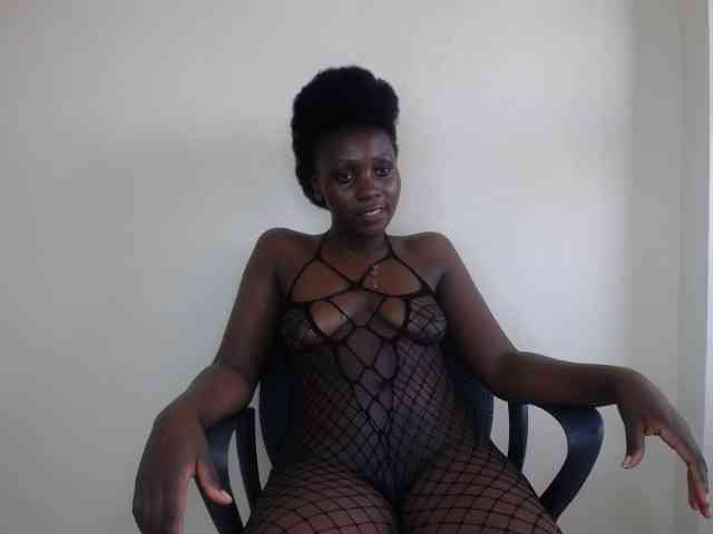 SweetCoochie22 webcam