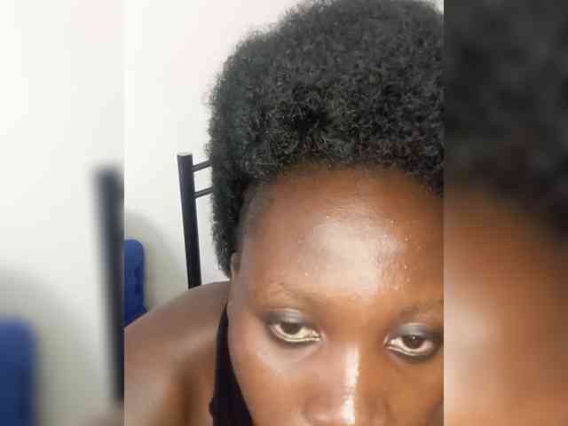 SweetCoochie22 webcam