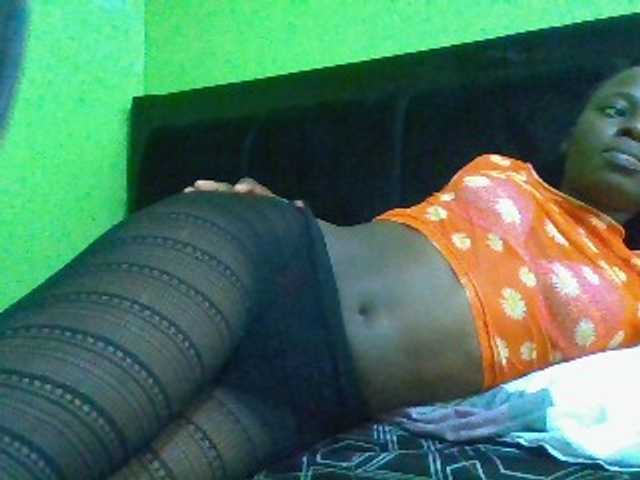 Nairobidoll live cam on UnifiedCams