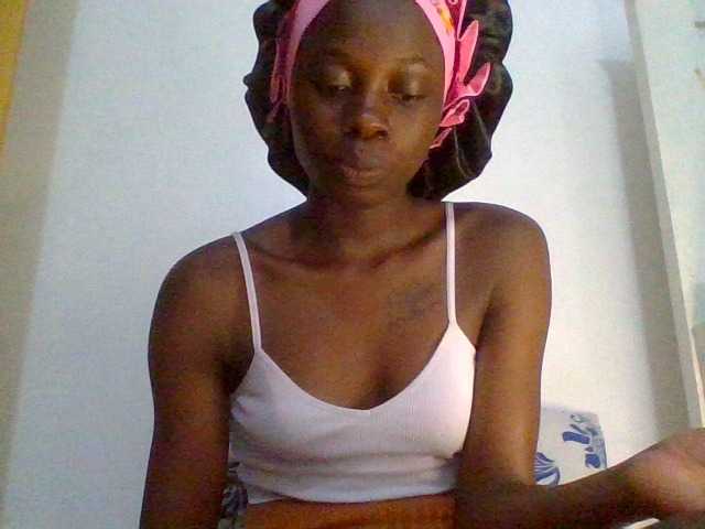 Nairobidoll webcam bongacams model stream image