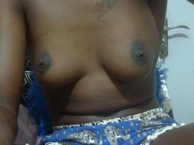 Nairobidoll live cam on